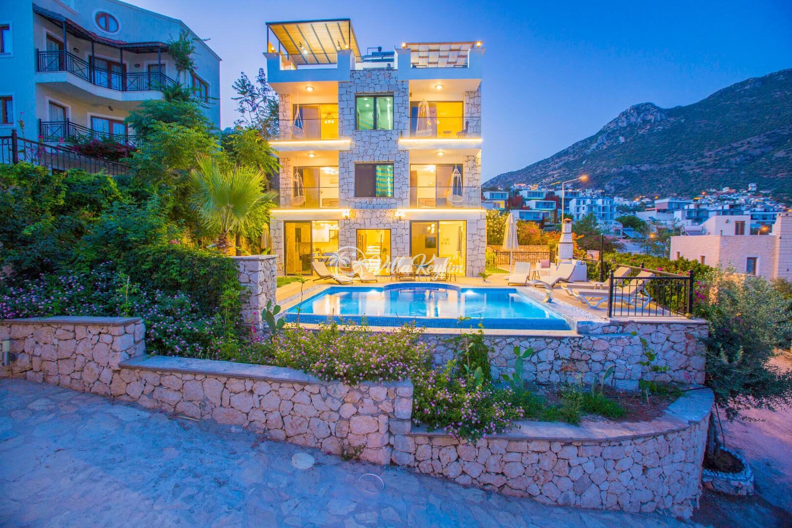 Villa Amore — 1