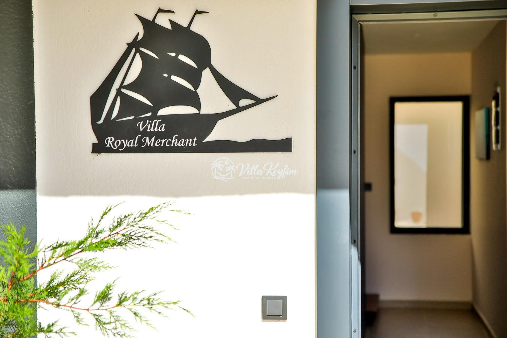 Villa Royal Merchant — 85