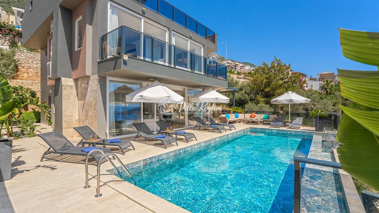 Villa Waratah — 2