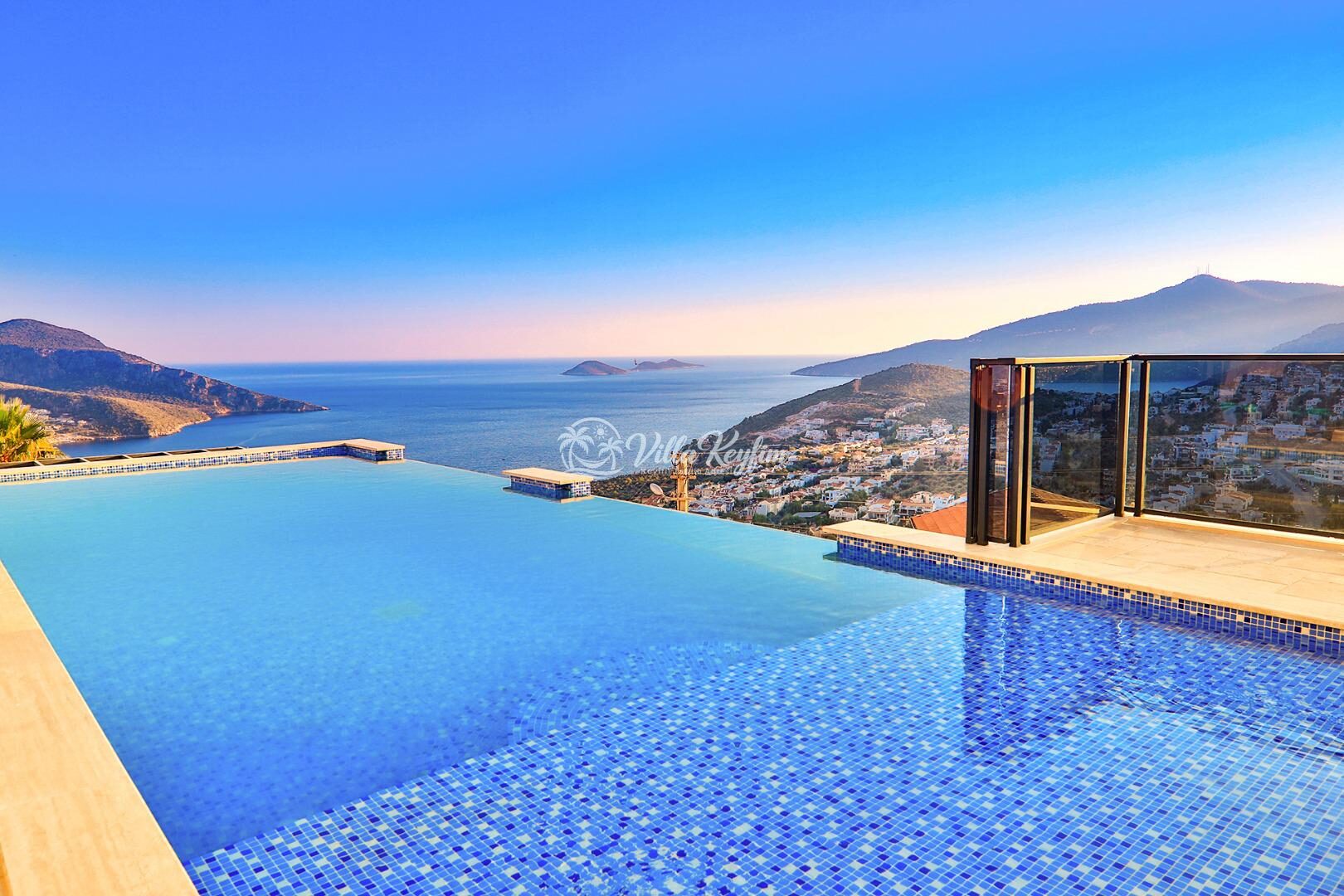 Villa Luxury — 1