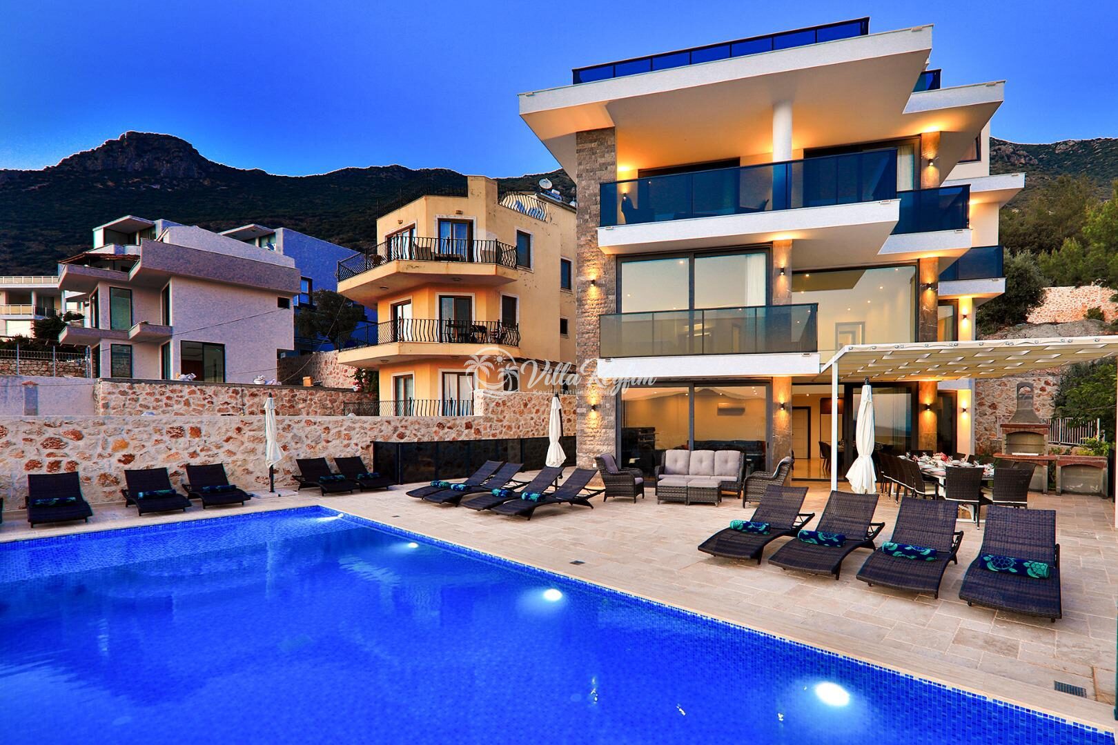 Villa Luxury — 2