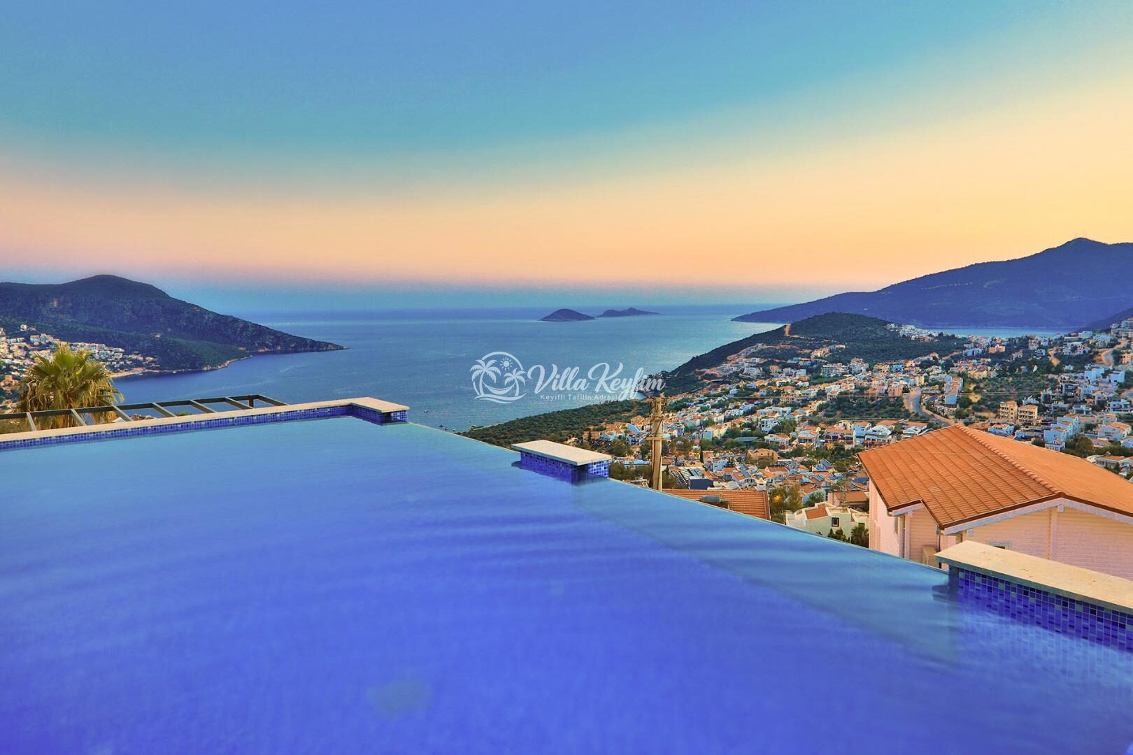 Villa Luxury — 12