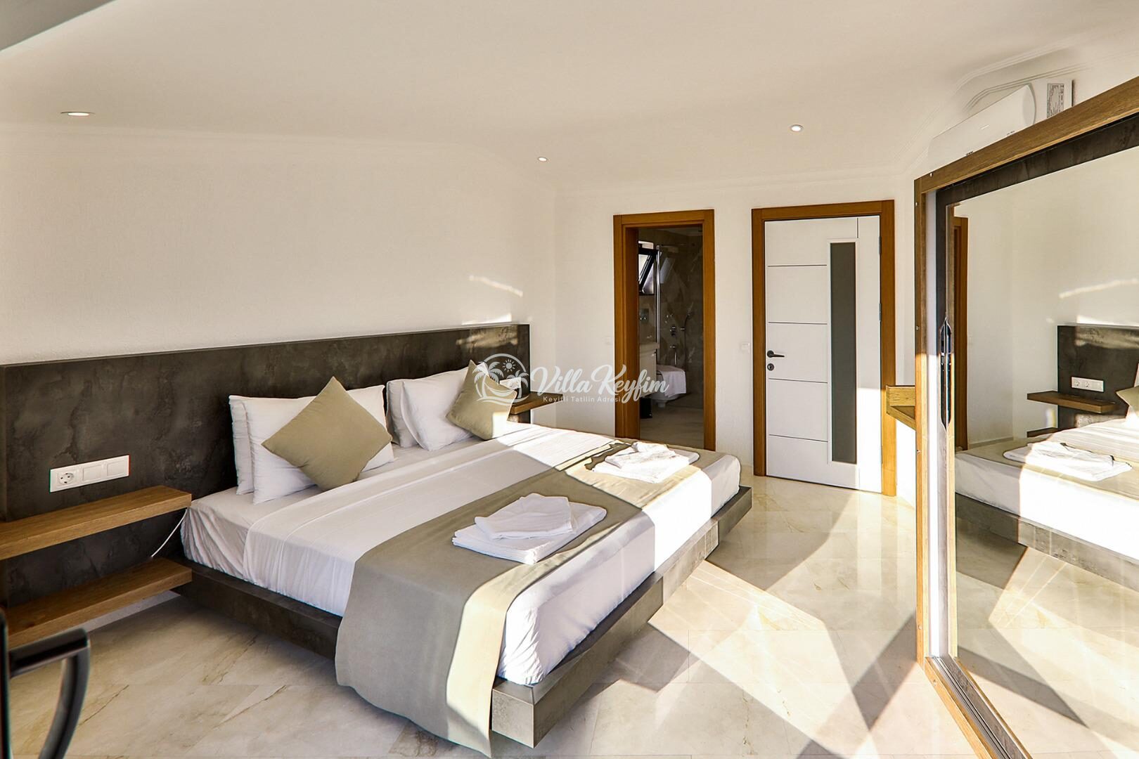 Villa Luxury — 41