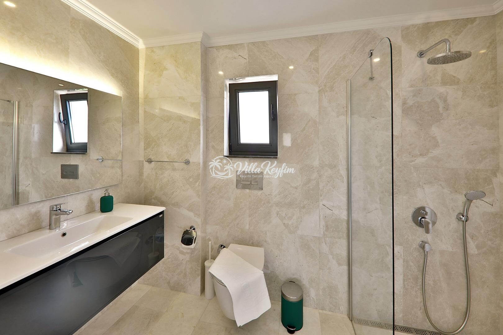 Villa Luxury — 50