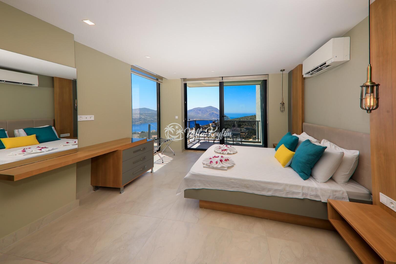 Villa Skylight — 41