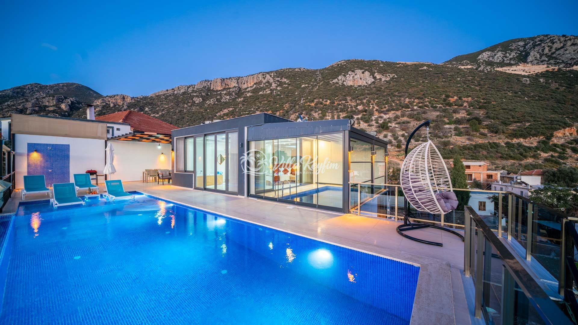 Villa Spring — 2