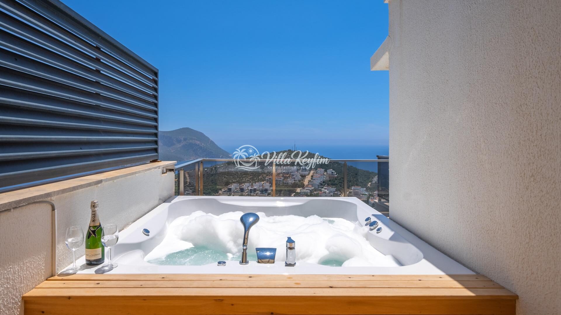 Villa Skylight — 45