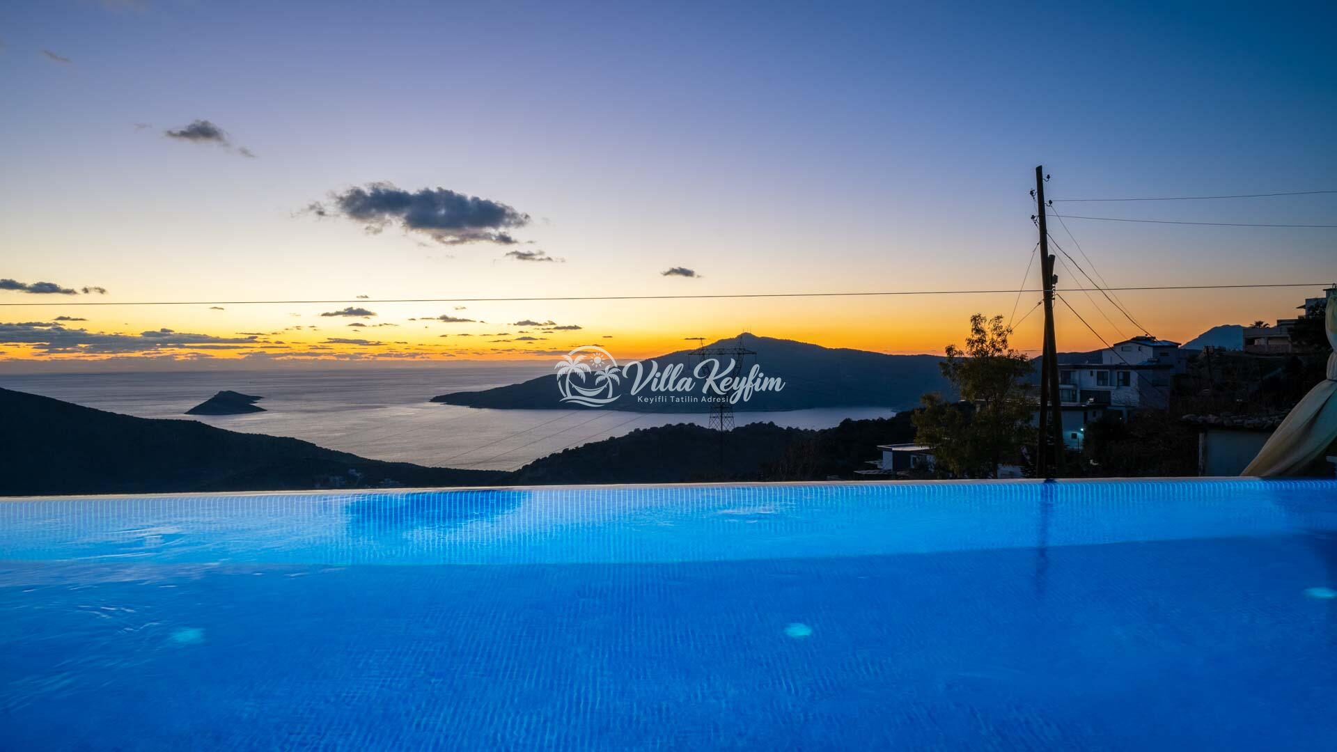 Villa Spring — 21