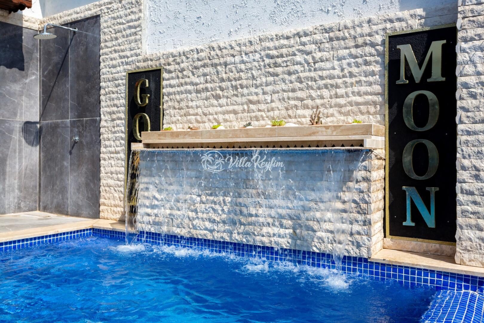 Villa Gold Moon — 85