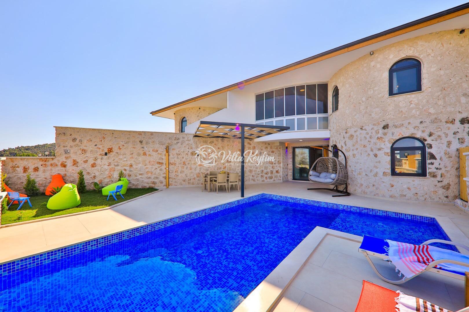Villa Sandak 1 — 12