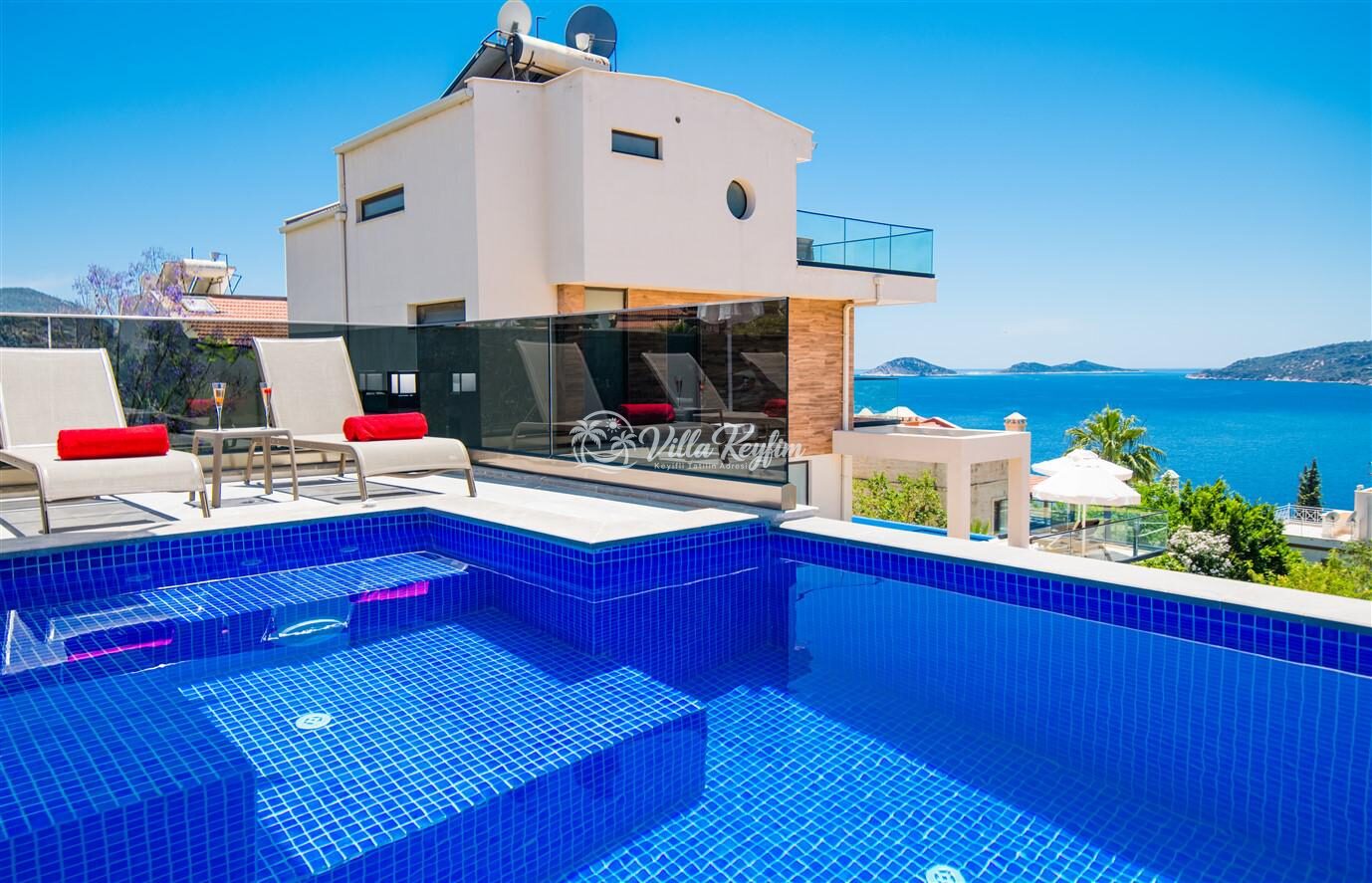 Villa Noname — 9