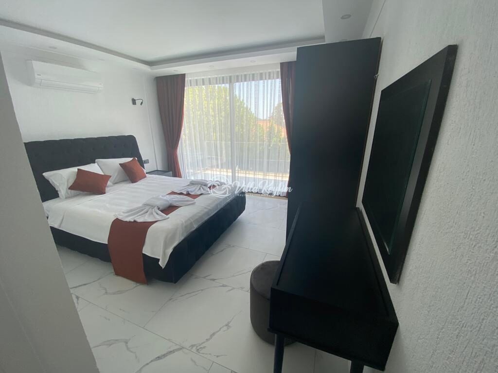 Villa Silver — 16