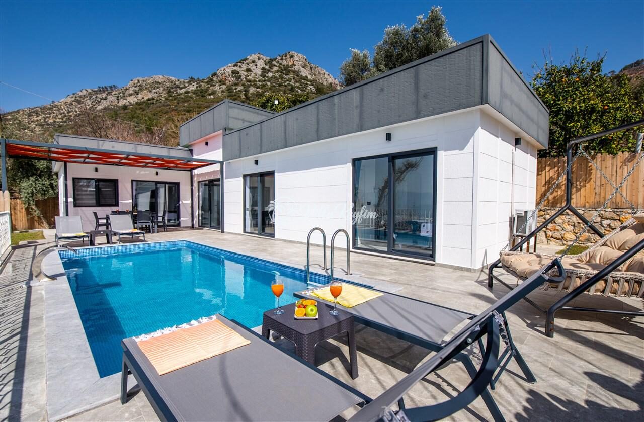 Villa Ural — 2
