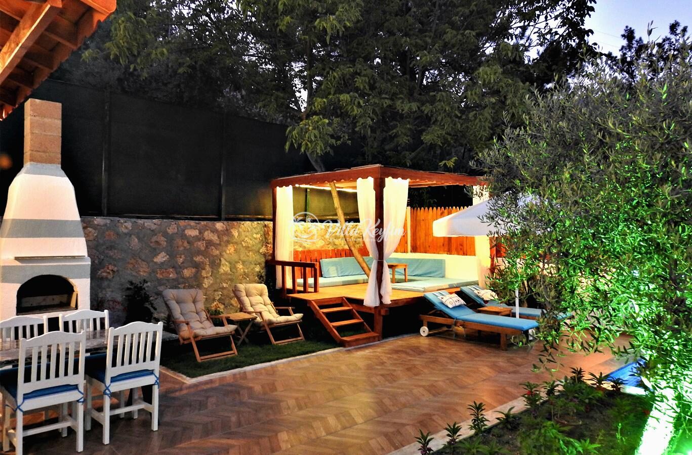 Villa Rayna — 14