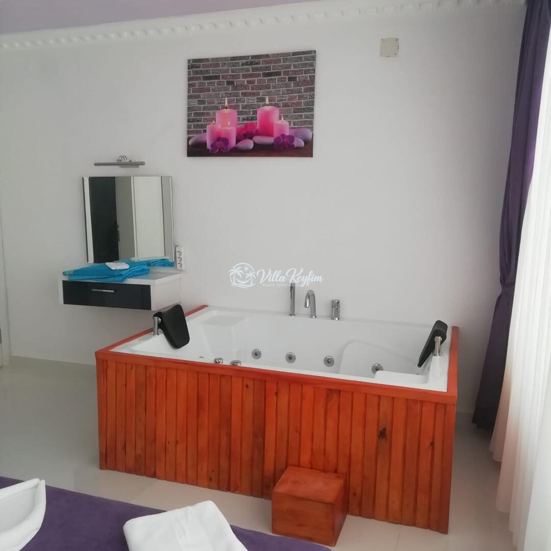 Villa Rayna — 36