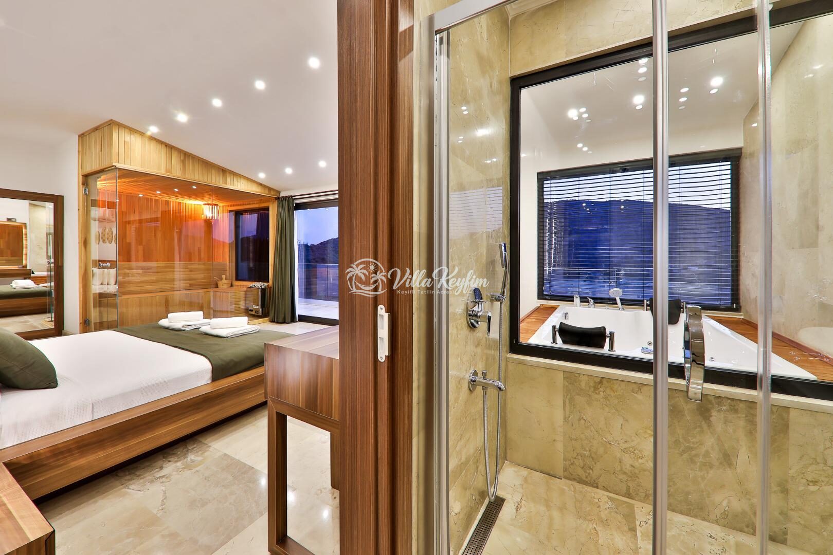Villa Glorious — 39