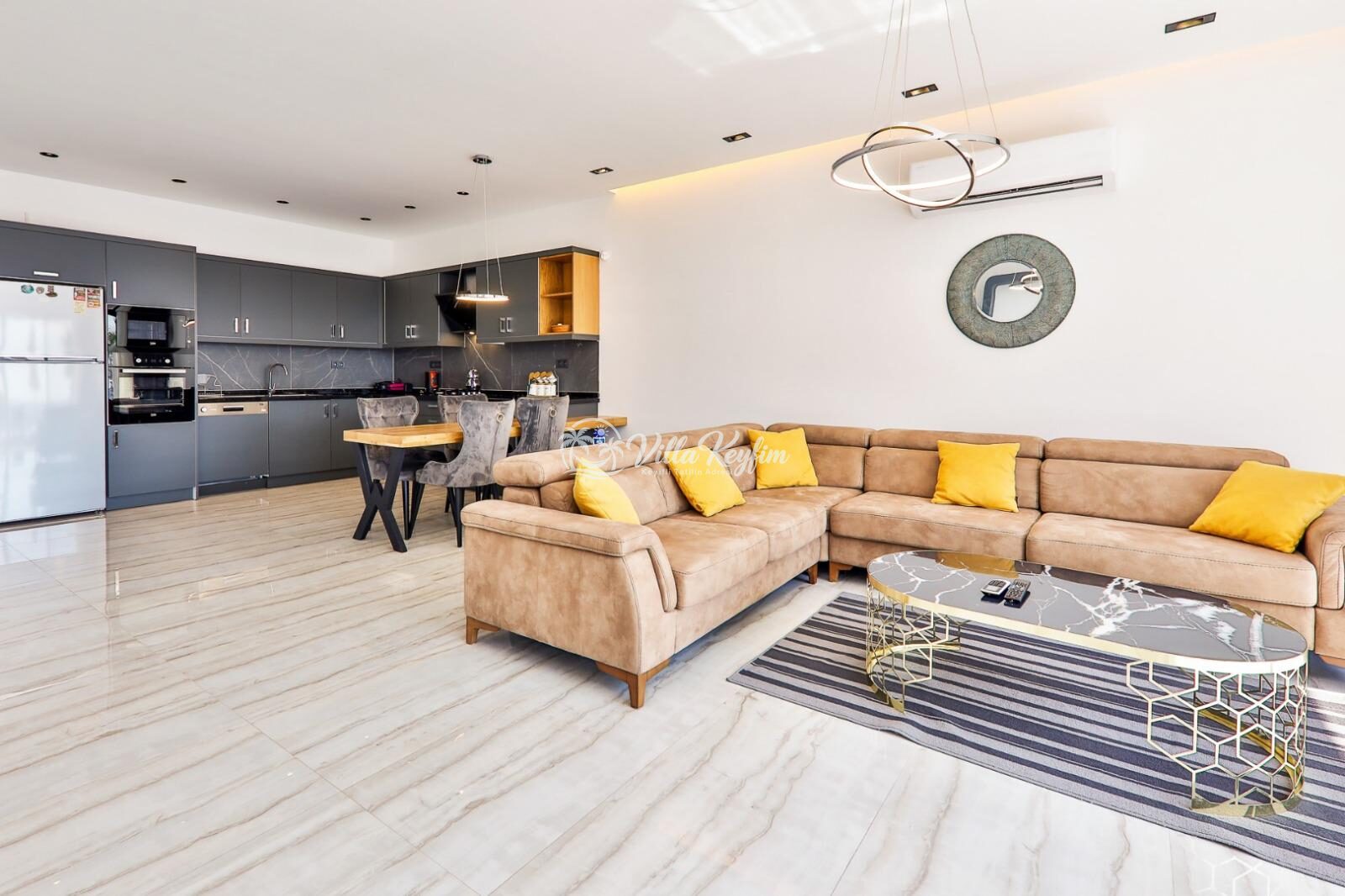 Villa Royal Romeo — 5