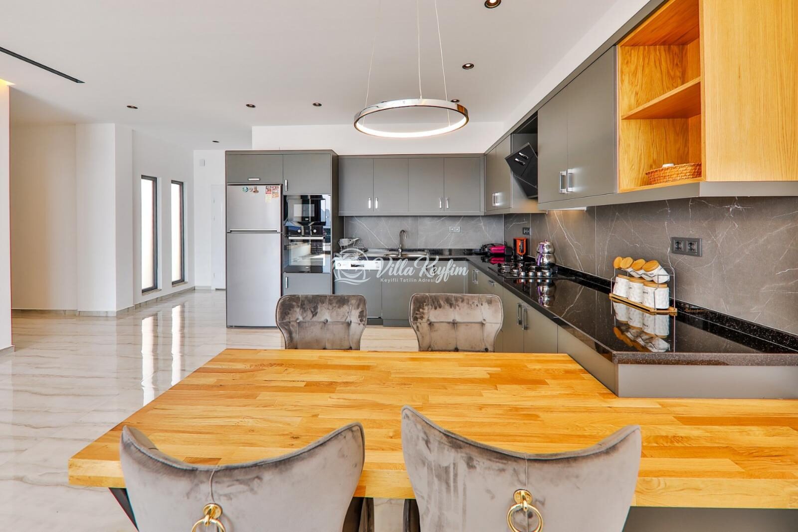 Villa Royal Romeo — 7