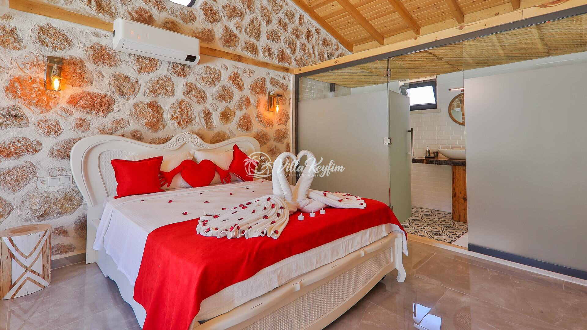 Villa Happiness — 39