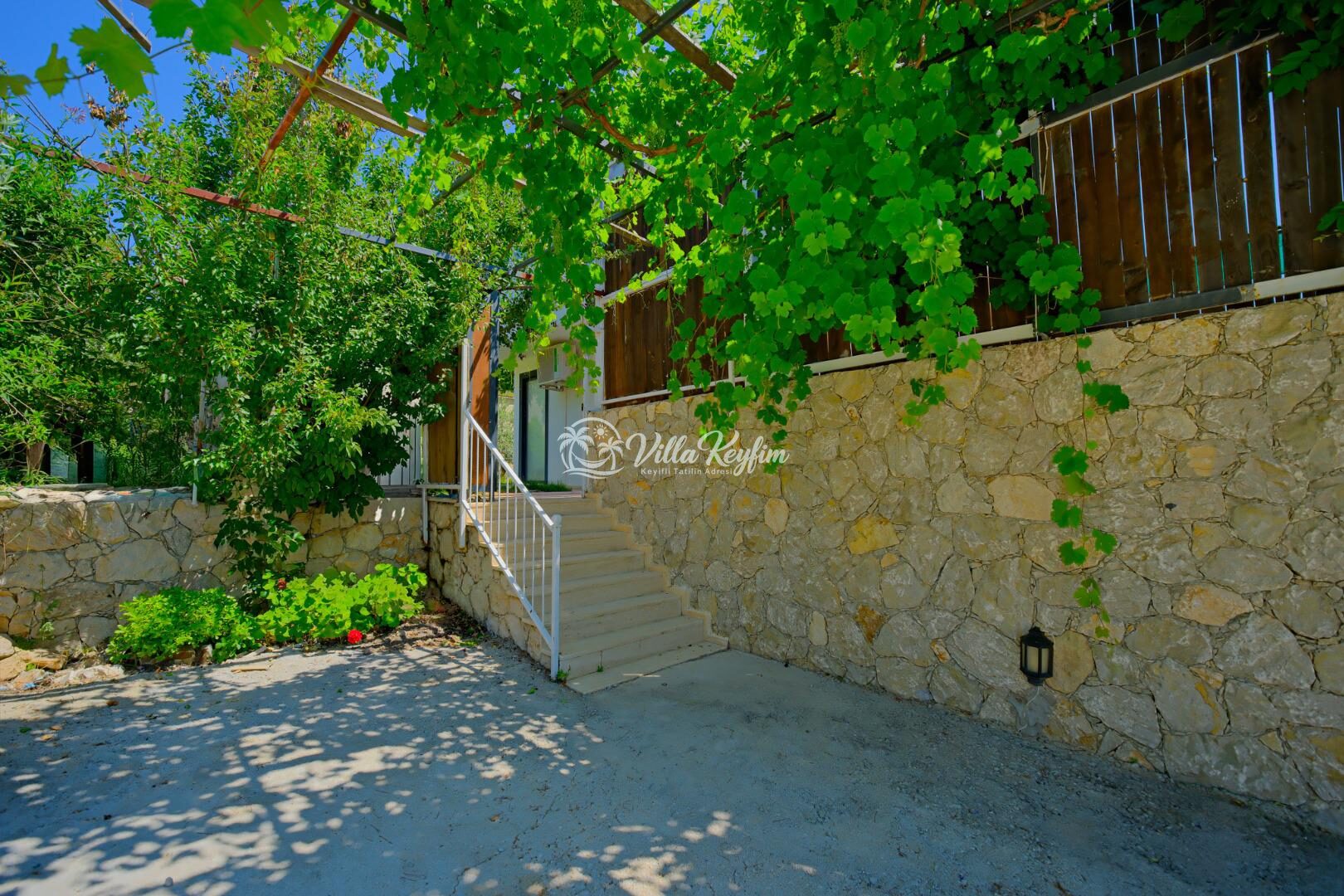 Villa Tepes — 85