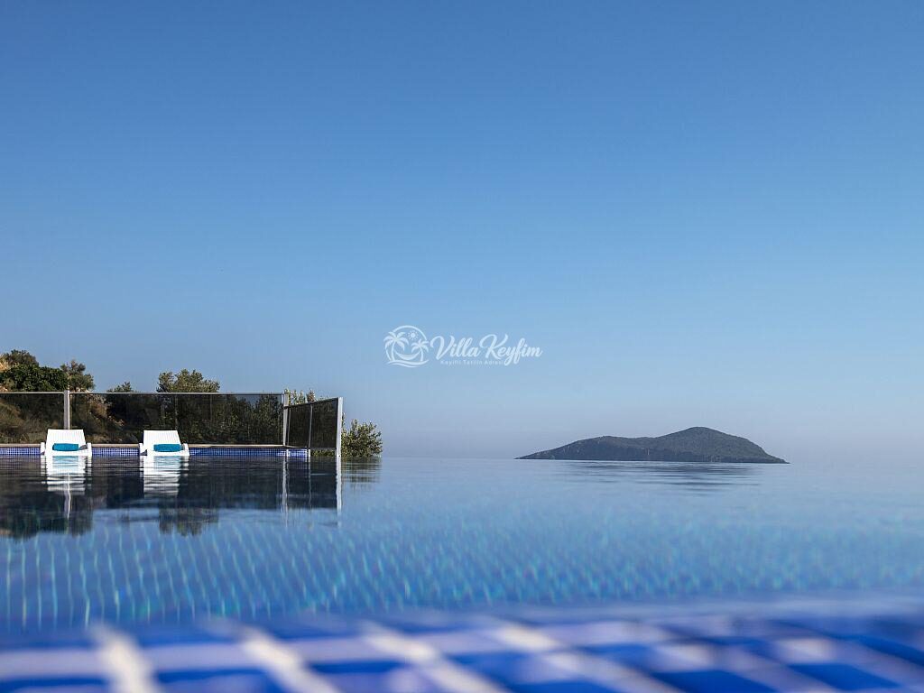 Villa Falcon Exclusive — 8