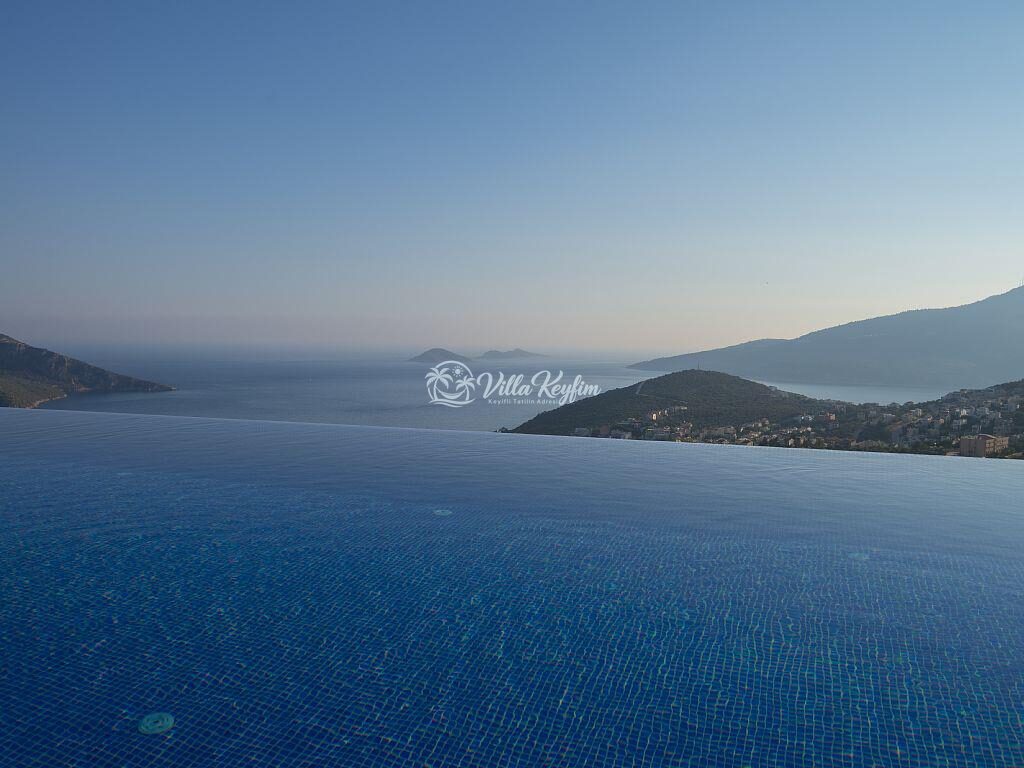 Villa Falcon Exclusive — 9