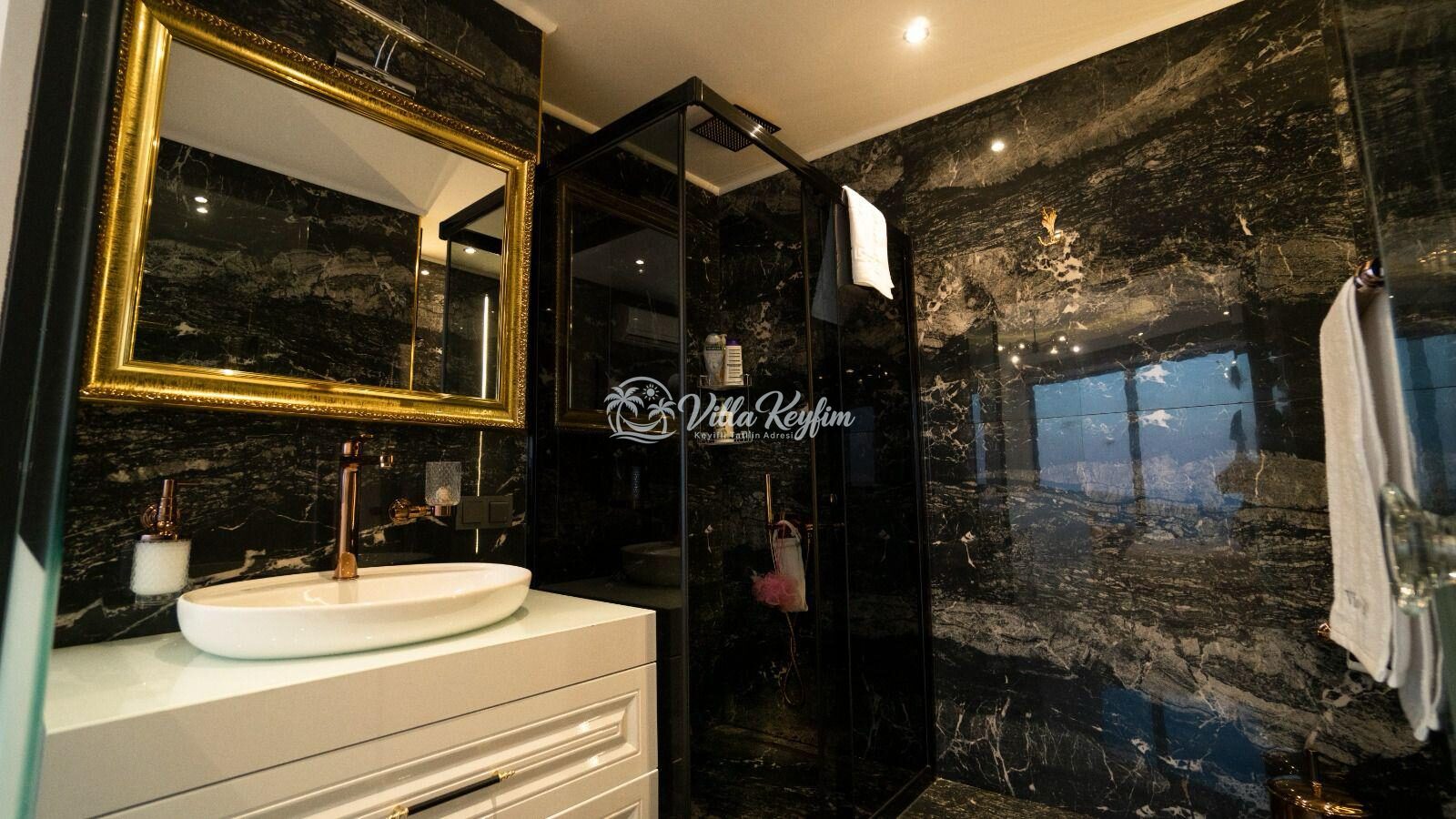 Villa Elif Akbel — 41