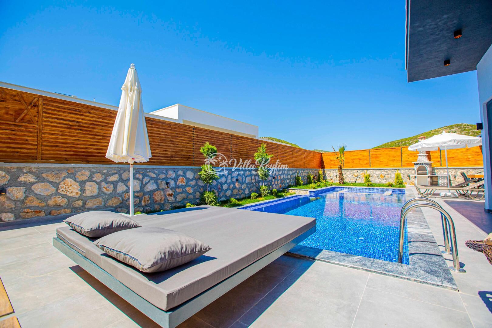 Villa Montenegro — 30