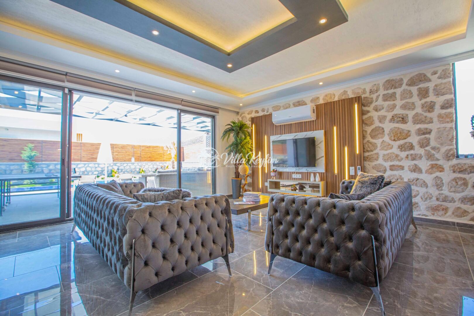 Villa Montenegro — 43