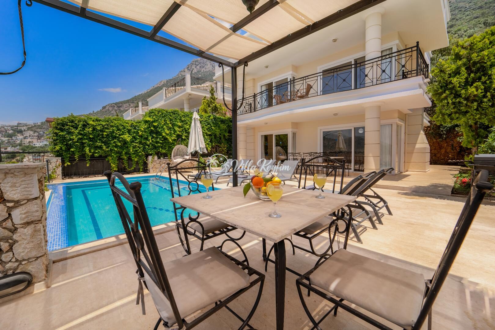 Villa Baynur — 18