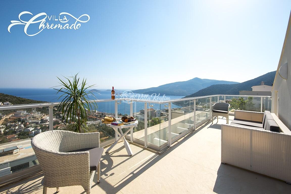 Villa Chremado — 36