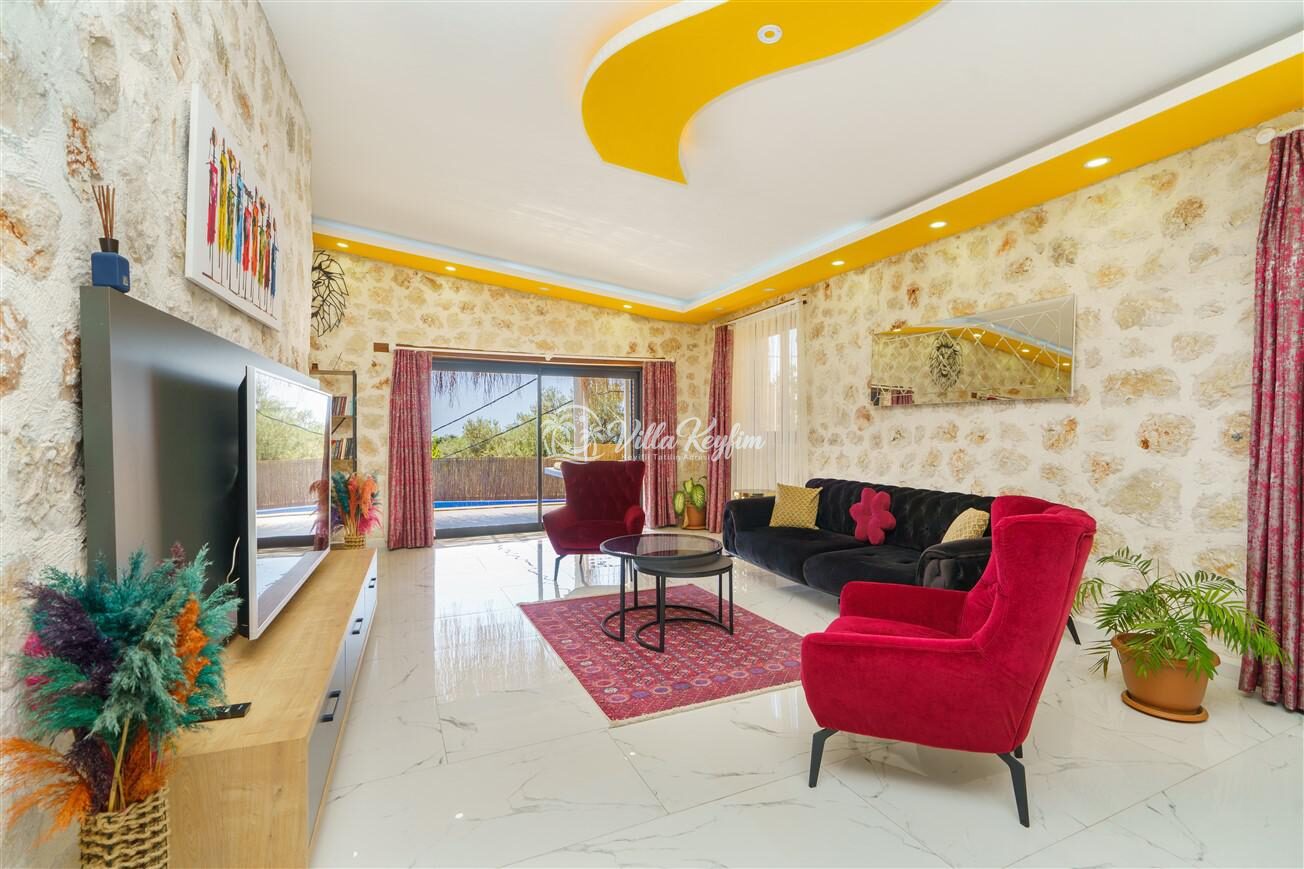 Villa Mira Queen — 32