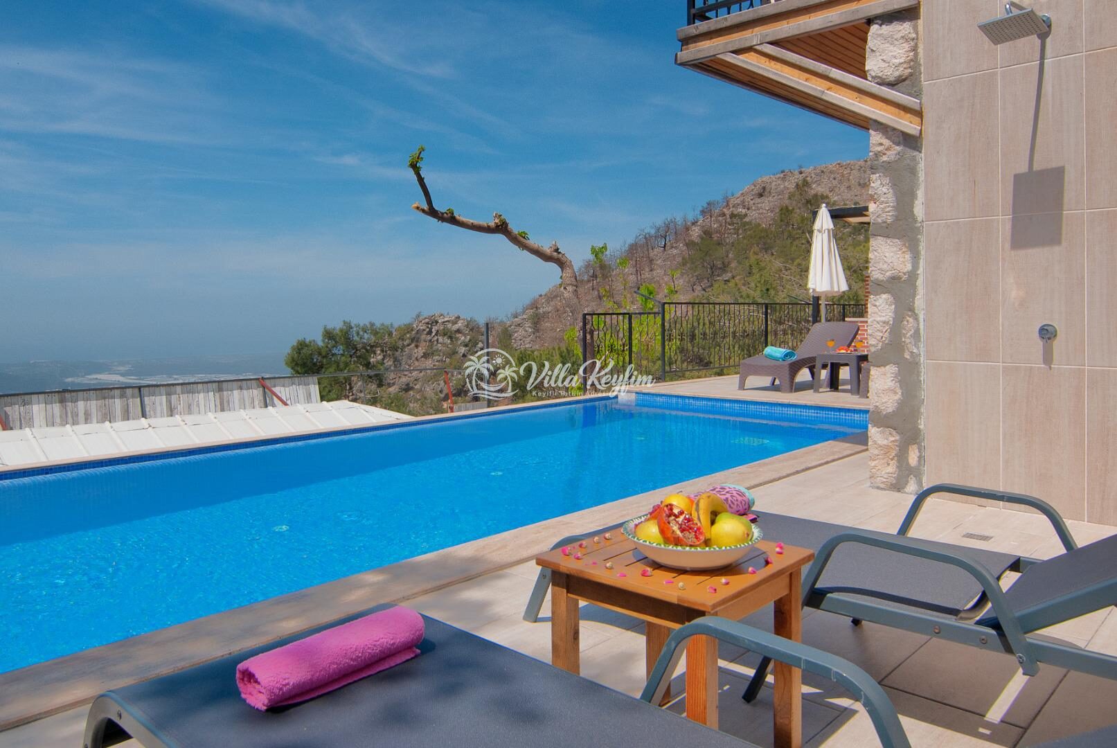 Villa Saten — 4