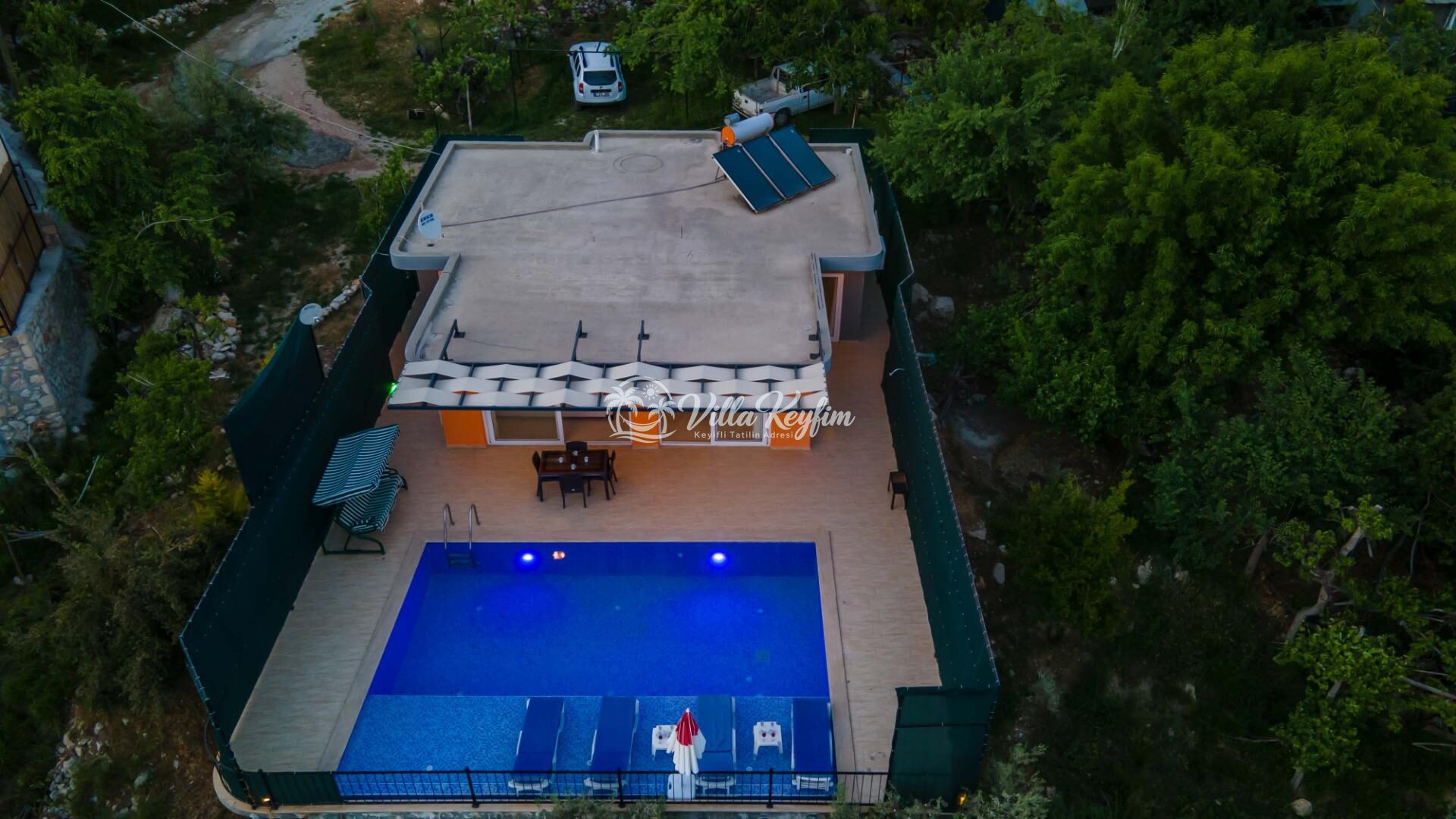 Villa Heves — 14