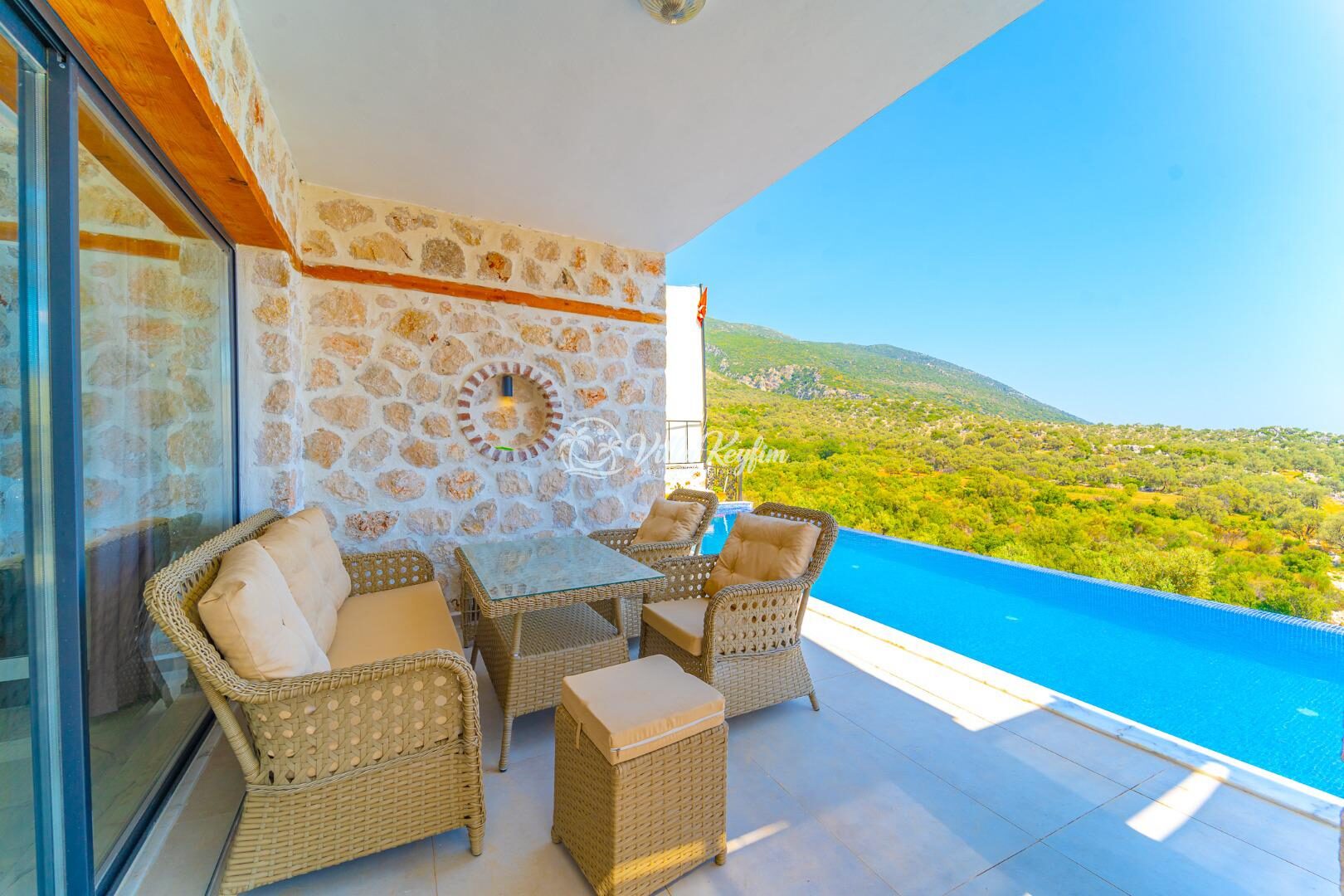 Villa Ayda — 3