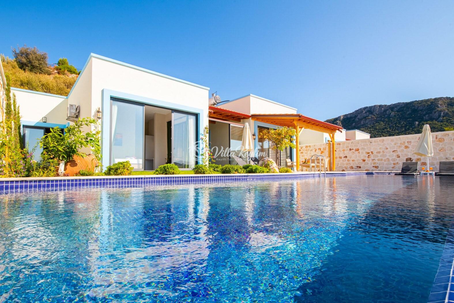 Villa Topaz — 7