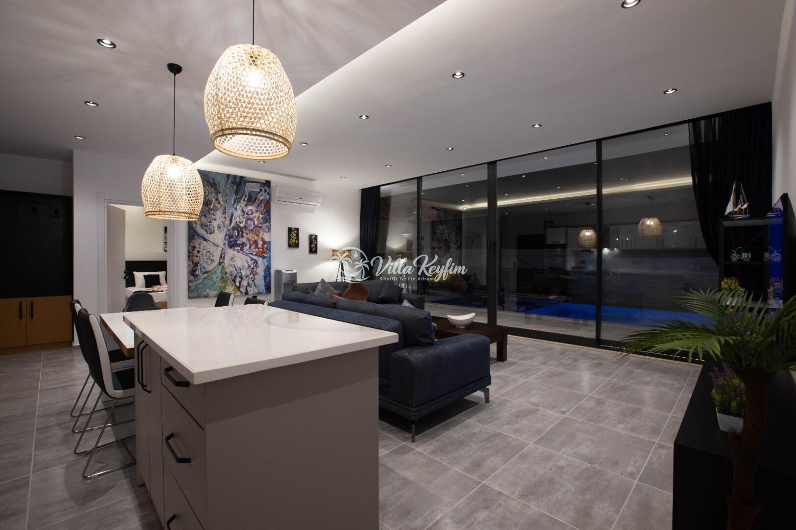 Villa Neon — 15