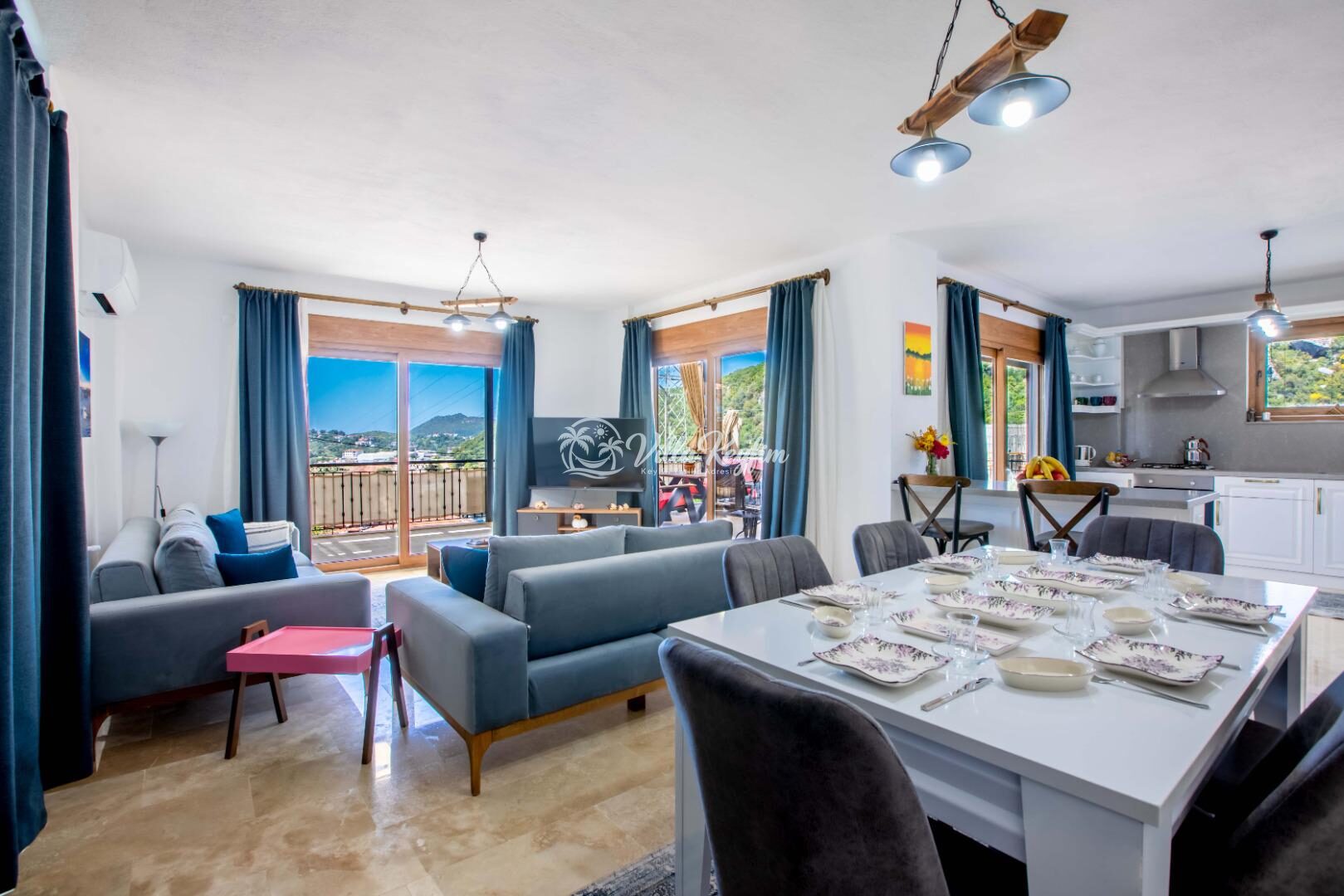 Villa Daphne — 43