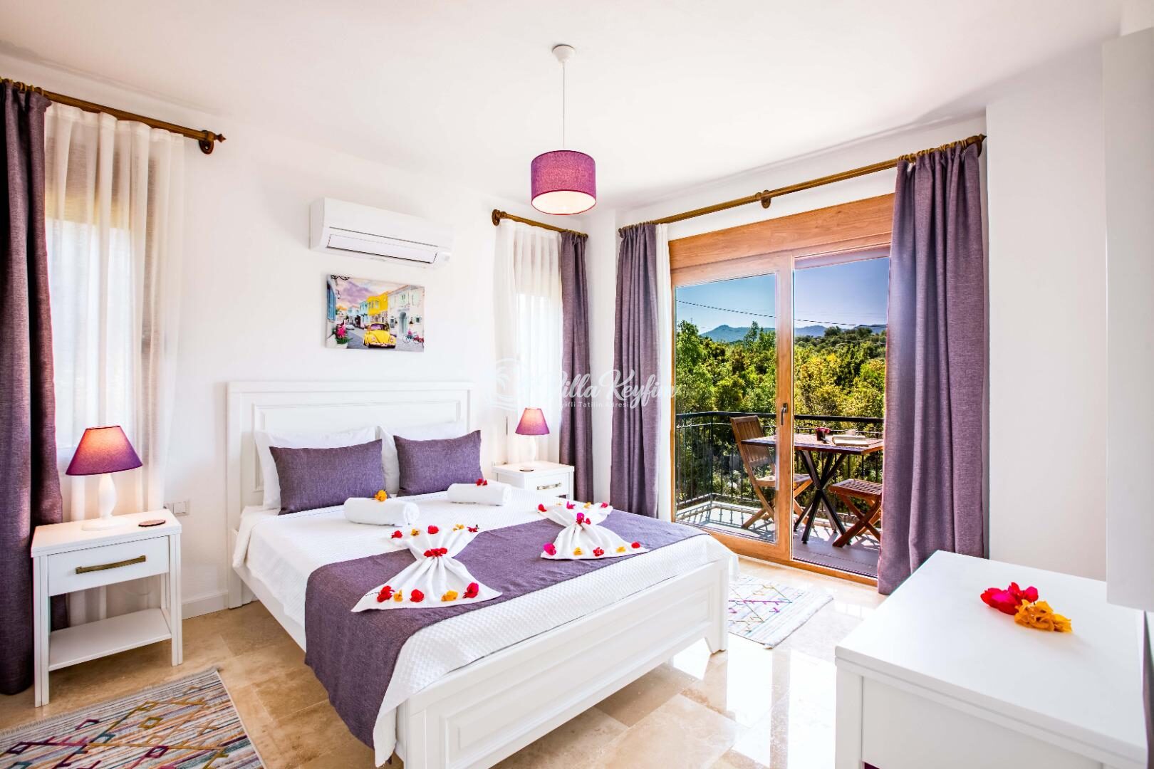 Villa Daphne — 90
