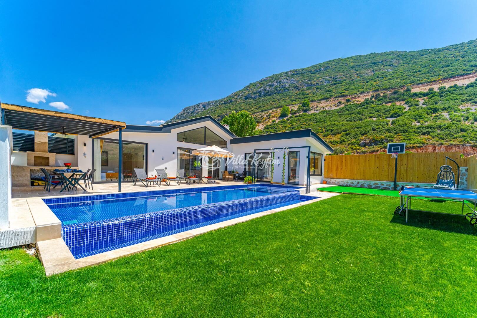 Villa Dorya — 1
