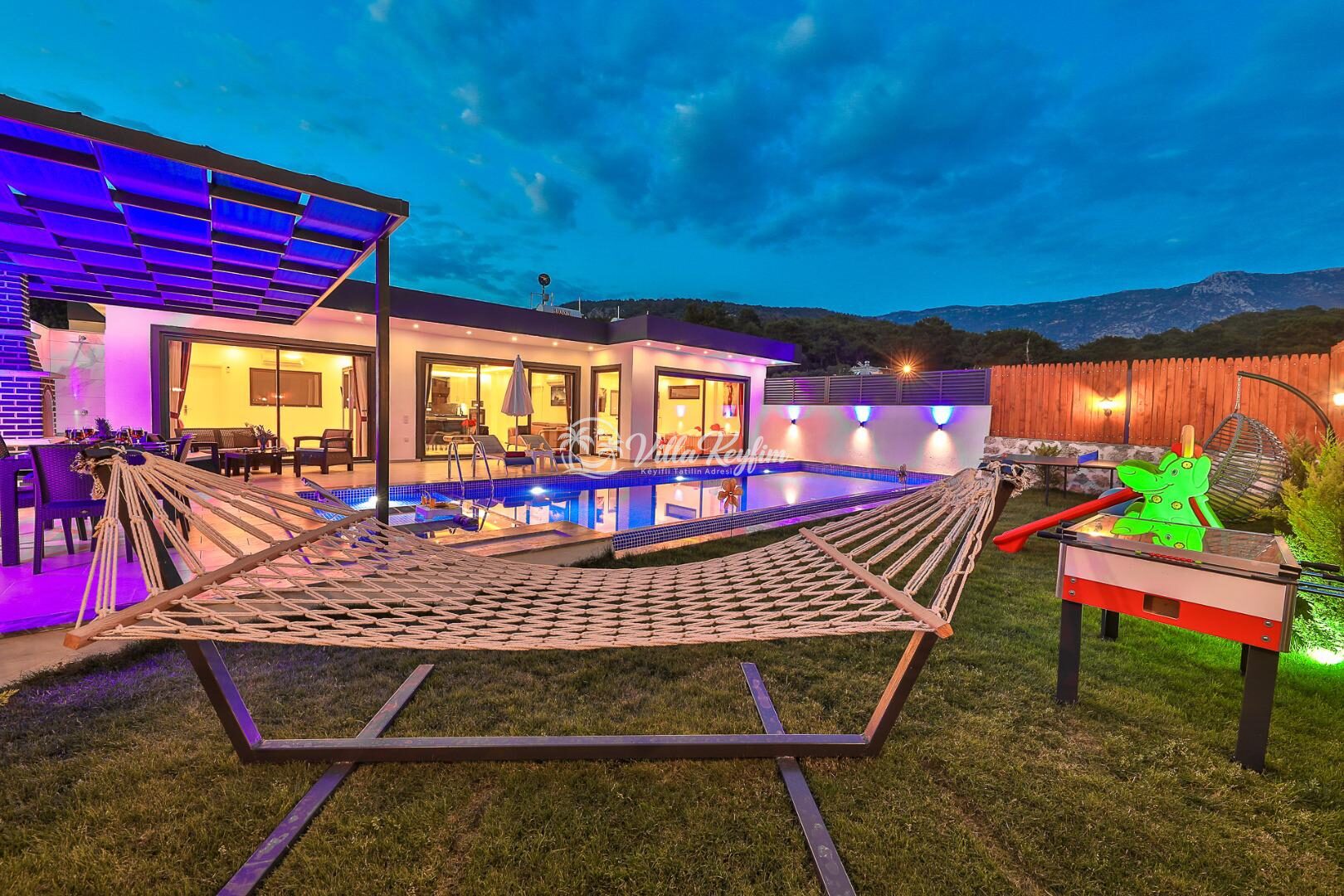 Villa Granada Duo — 3