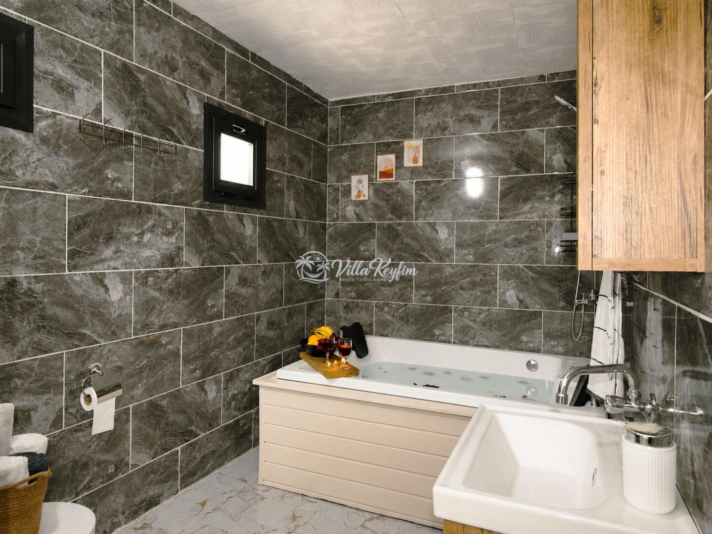 Villa In Love — 25