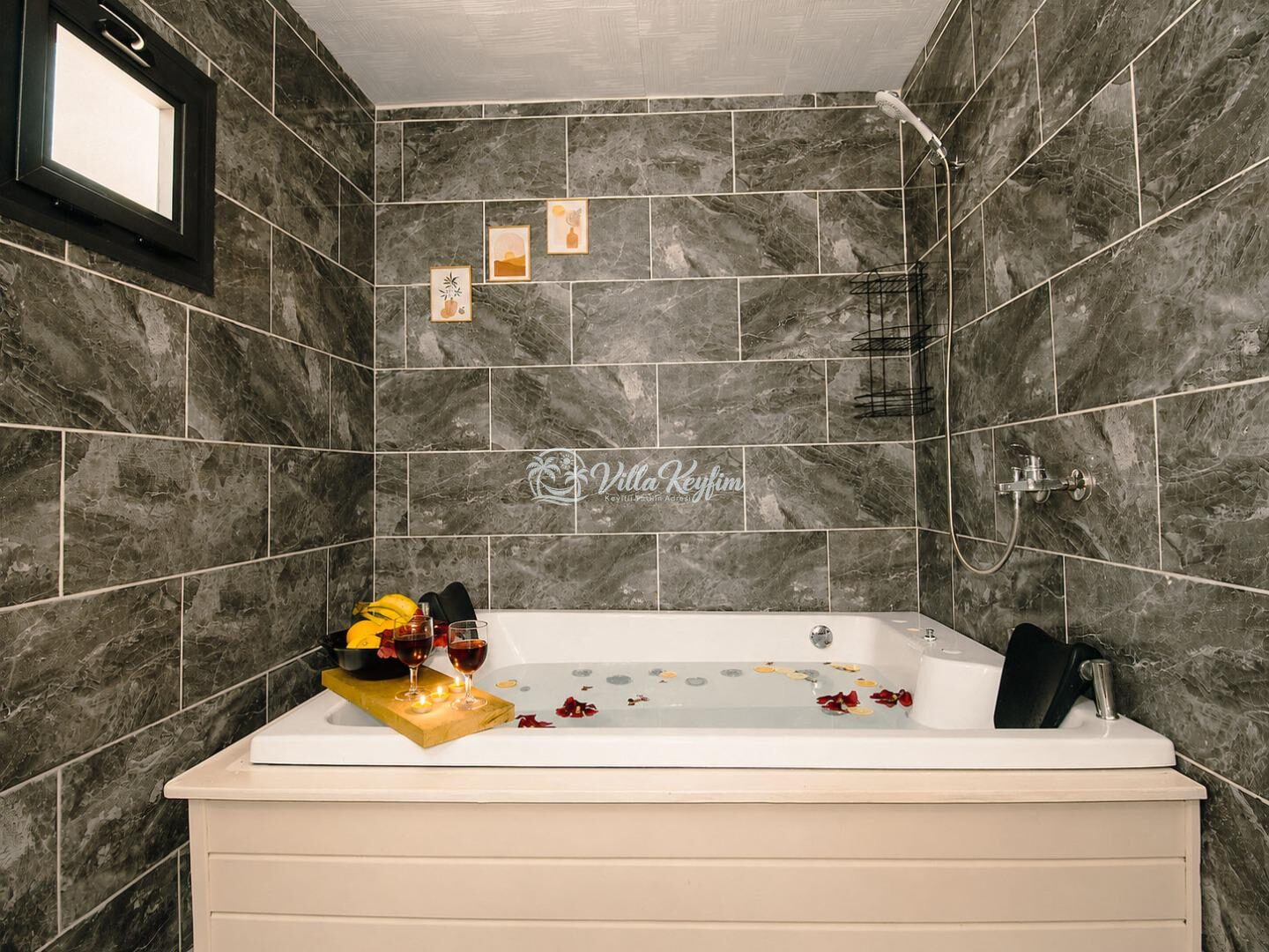 Villa In Love — 27