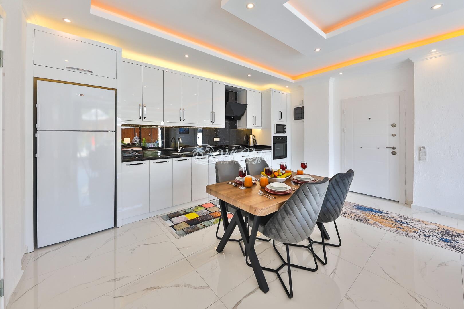 Villa Granada Duo — 33