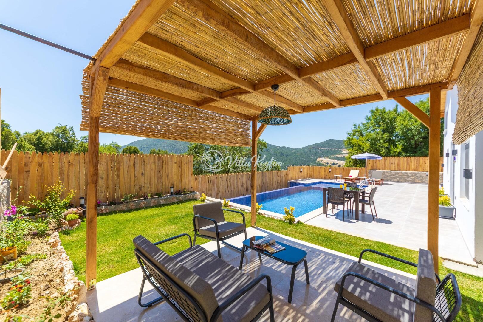 Villa Belis — 2