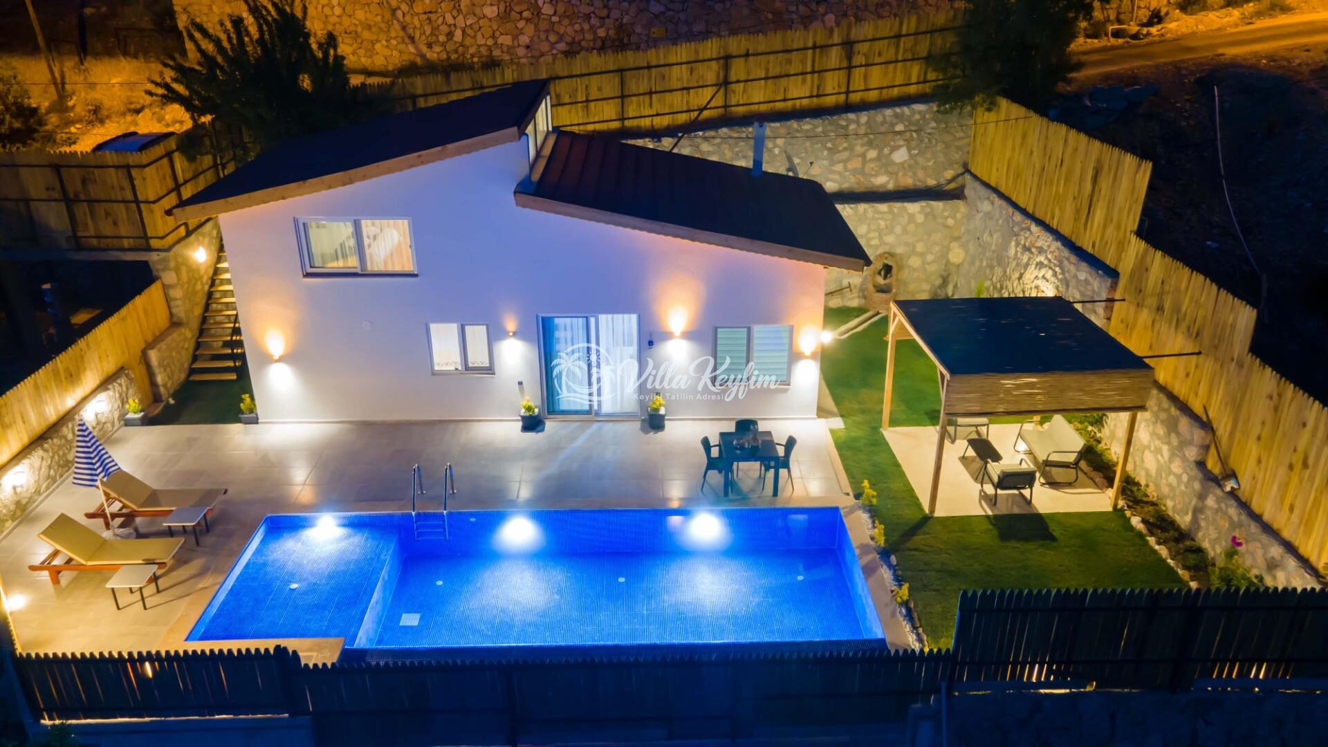 Villa Belis — 12