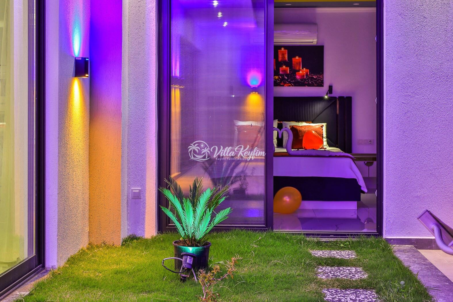 Villa Karnaval — 13