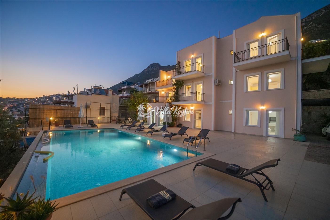 Villa Abis — 4