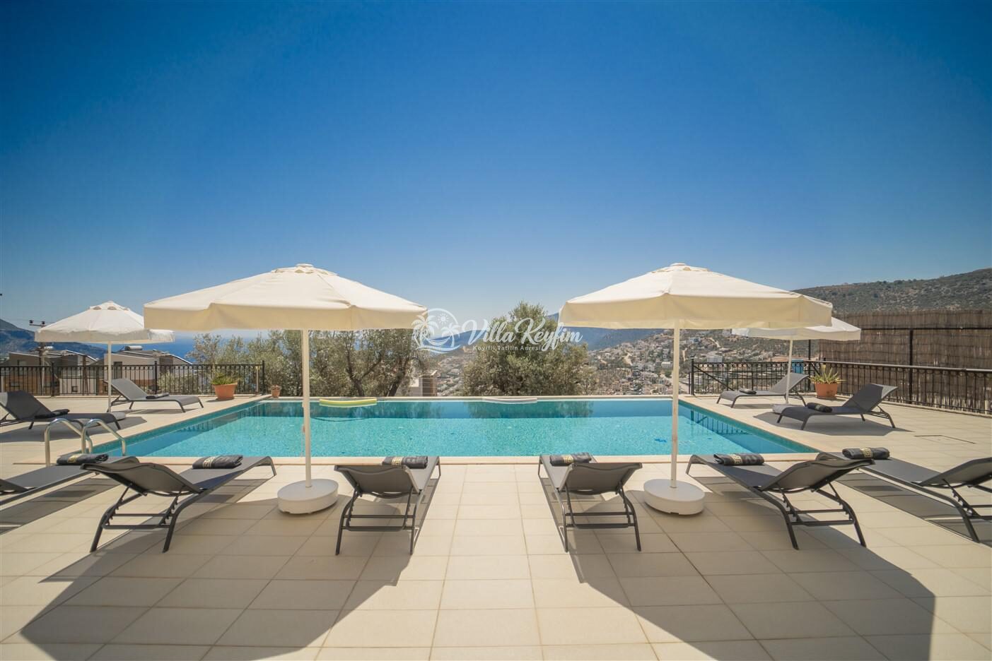 Villa Abis — 15