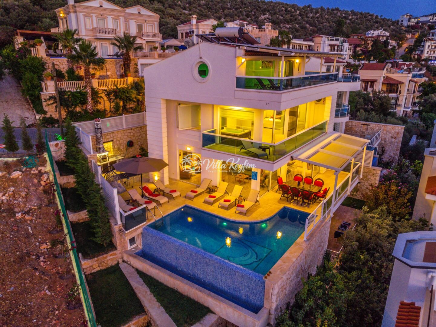 Villa Everes — 16
